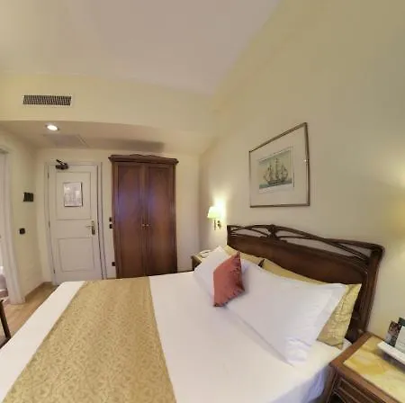 Continental 4* Genua