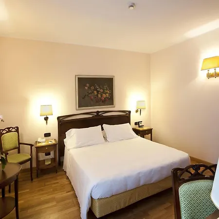 Continental Hotel 4*