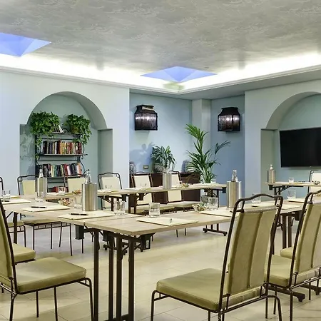 Continental 4* Genua