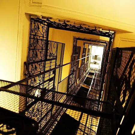Continental 4* Genova