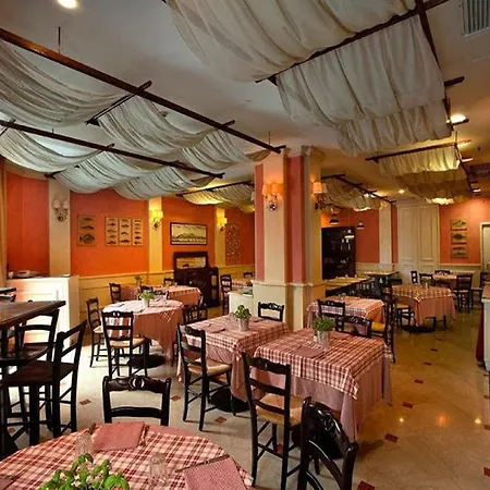 Continental Hotel 4*