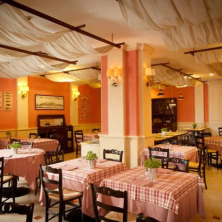 Continental Hotel 4*